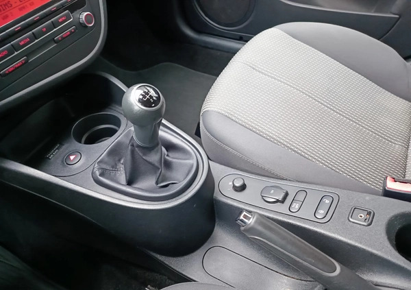 Seat Leon cena 14500 przebieg: 259897, rok produkcji 2011 z Sobótka małe 232